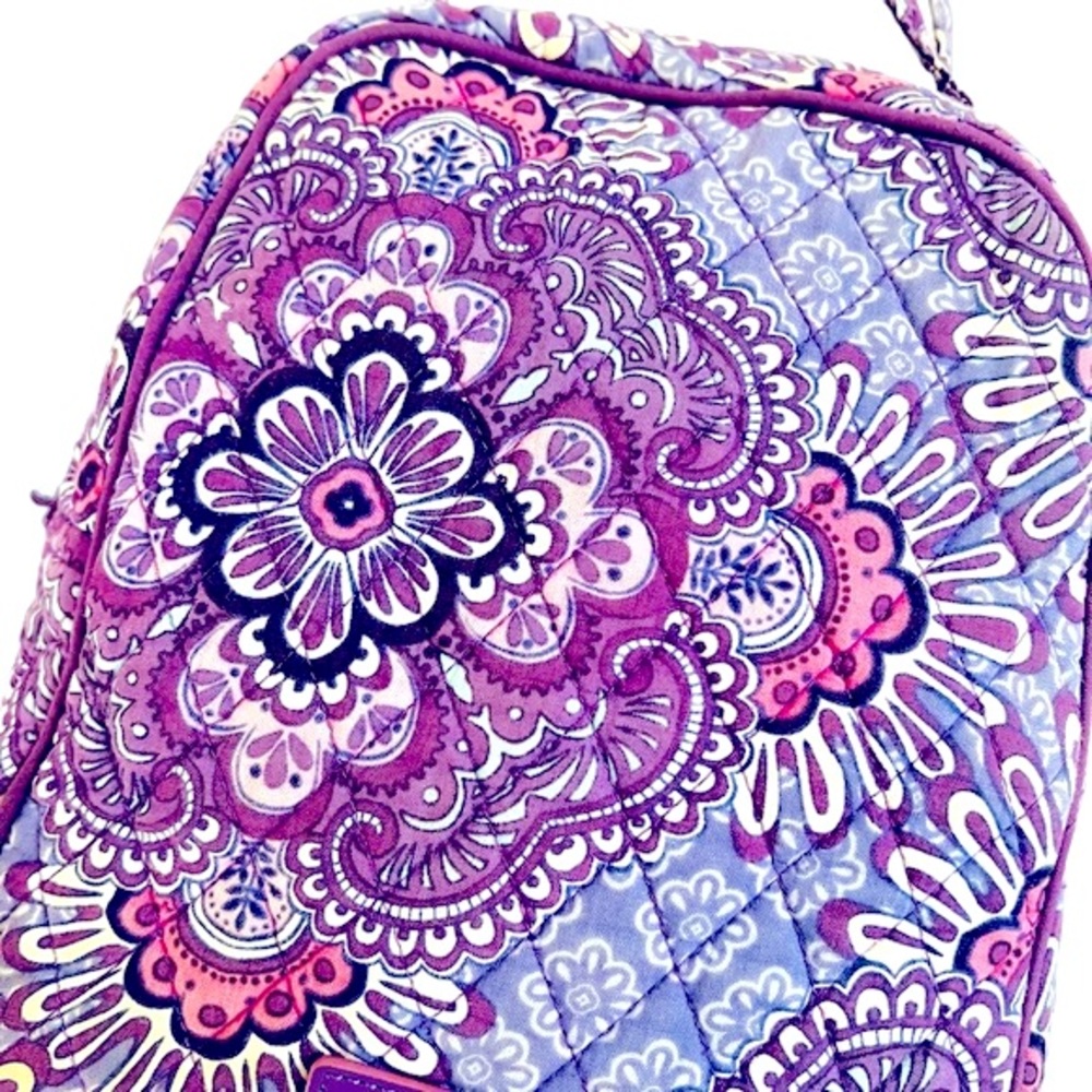 ***SOLD***Vera Bradley Lunch Bunch Bag in Lilac Tapestry Insulated Quilted - Picture 8 of 14